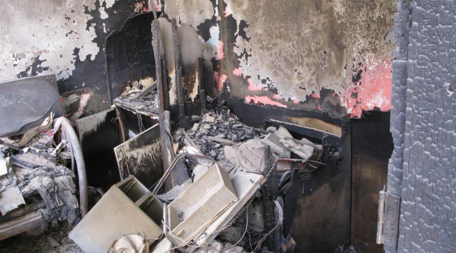Why choose Damage Control Restoration for water damage restoration in London